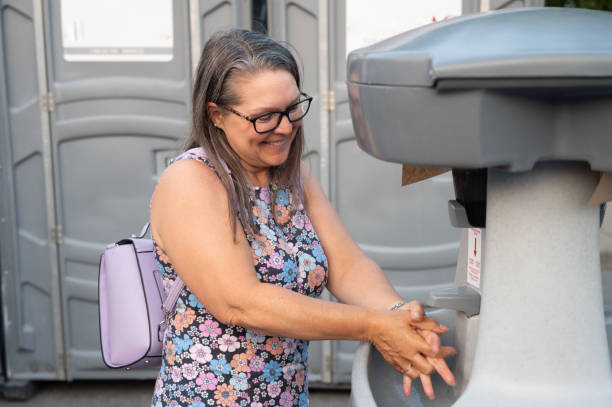 Portable Toilet Options We Offer in Del Rey Oaks, CA